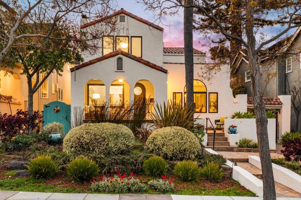 Burlingame, CA 94010,2108 Hale DR