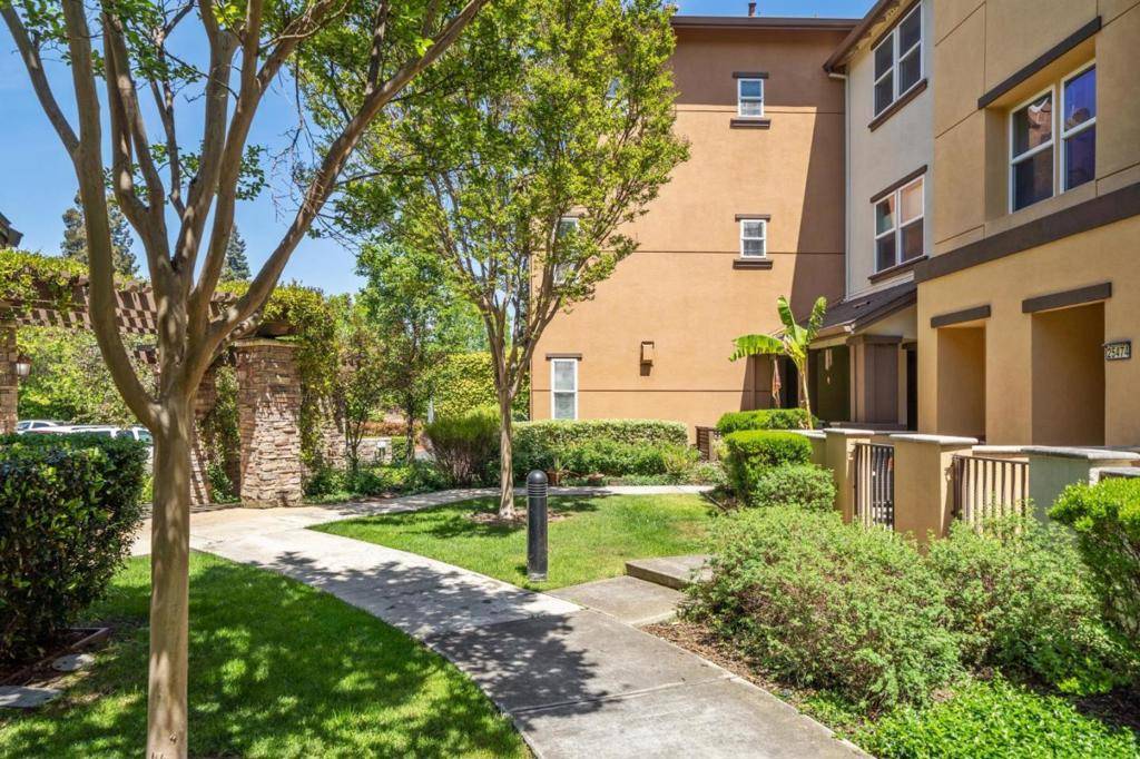 Hayward, CA 94544,25478 Huntwood AVE