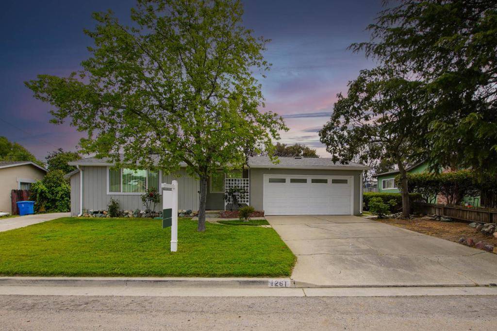 Hollister, CA 95023,1261 Highland DR