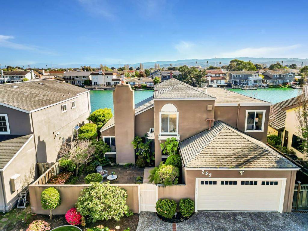Foster City, CA 94404,257 Surfbird