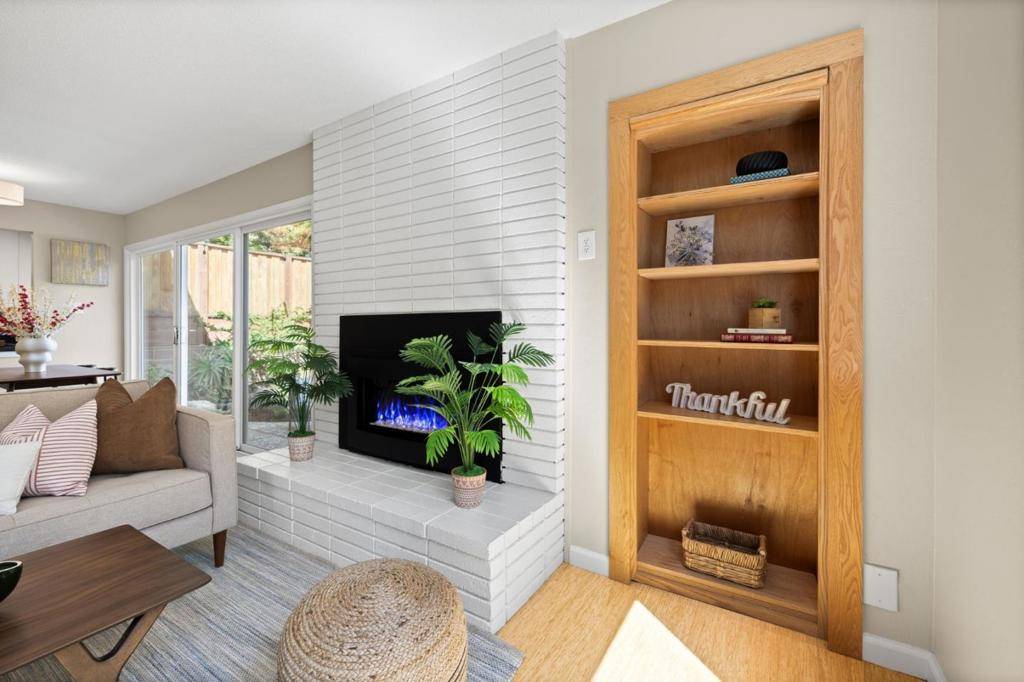 Berkeley, CA 94709,1337 Henry ST #E