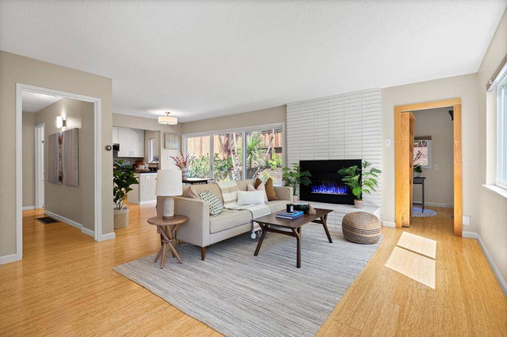 Berkeley, CA 94709,1337 Henry ST #E