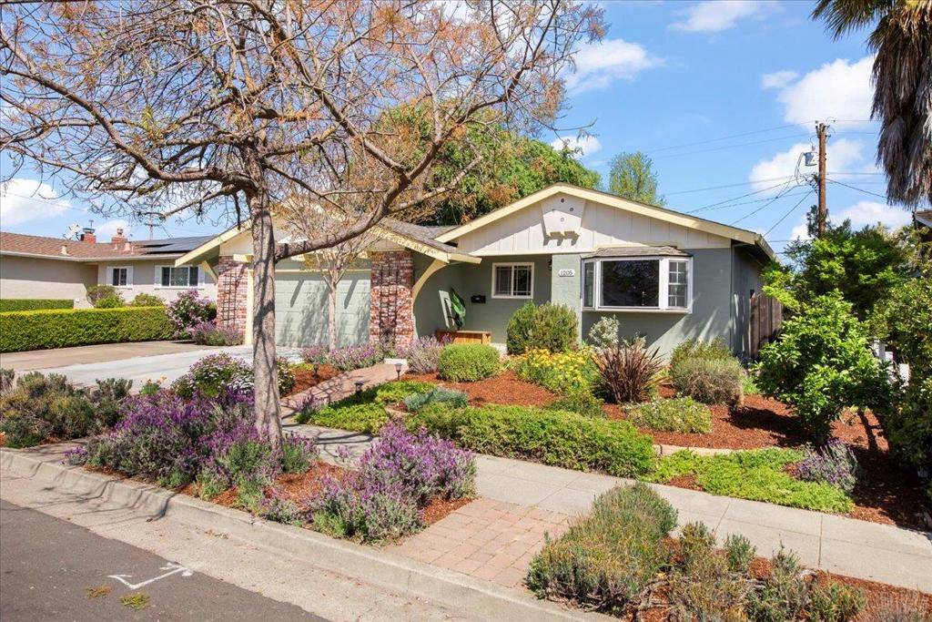 Campbell, CA 95008,1205 Nadine DR