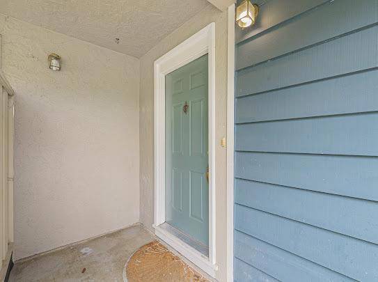 San Jose, CA 95129,7053 Rainbow DR #4