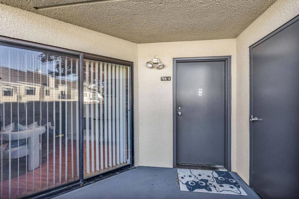 South San Francisco, CA 94080,1 Appian WAY #704-6