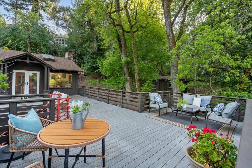 Portola Valley, CA 94028,176 Los Trancos CIR