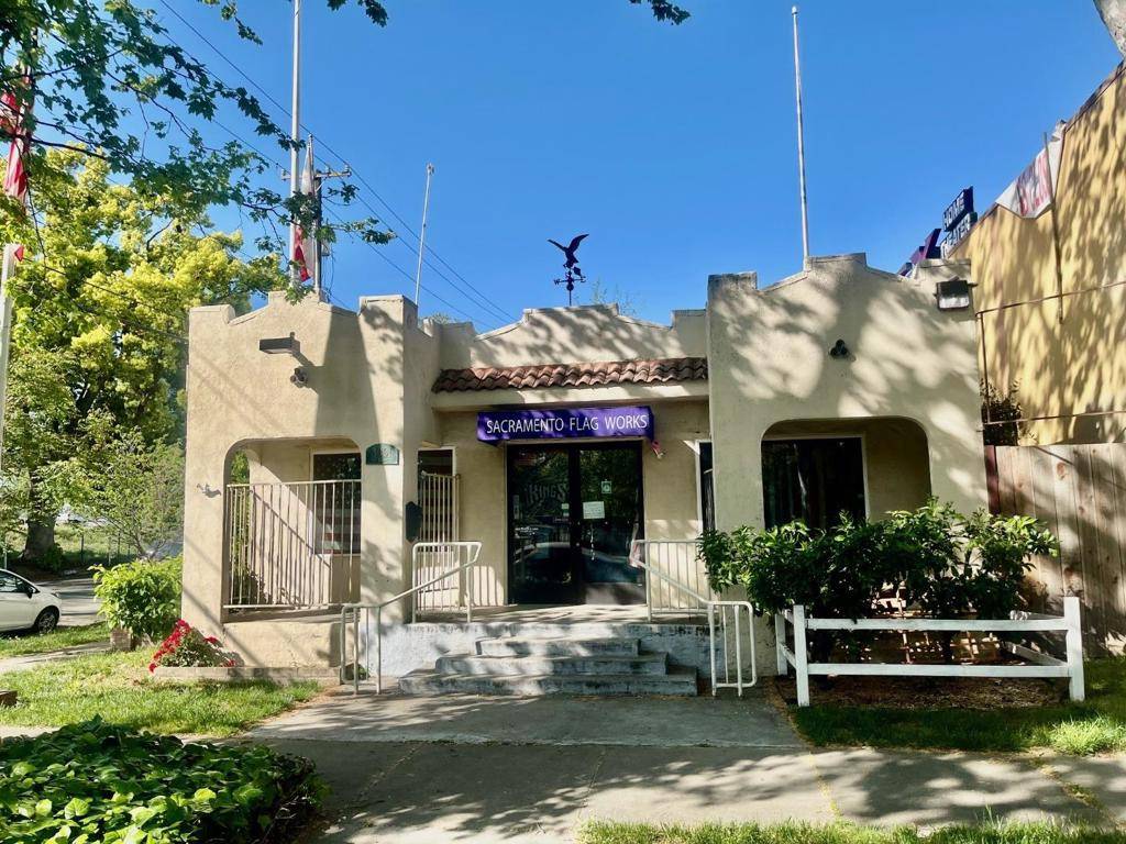 Sacramento, CA 95816,3001 D ST