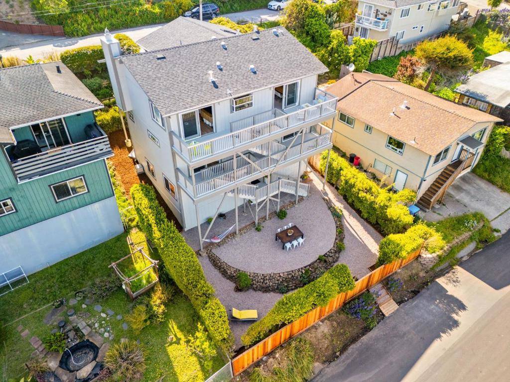 Pacifica, CA 94044,115 Stanley AVE