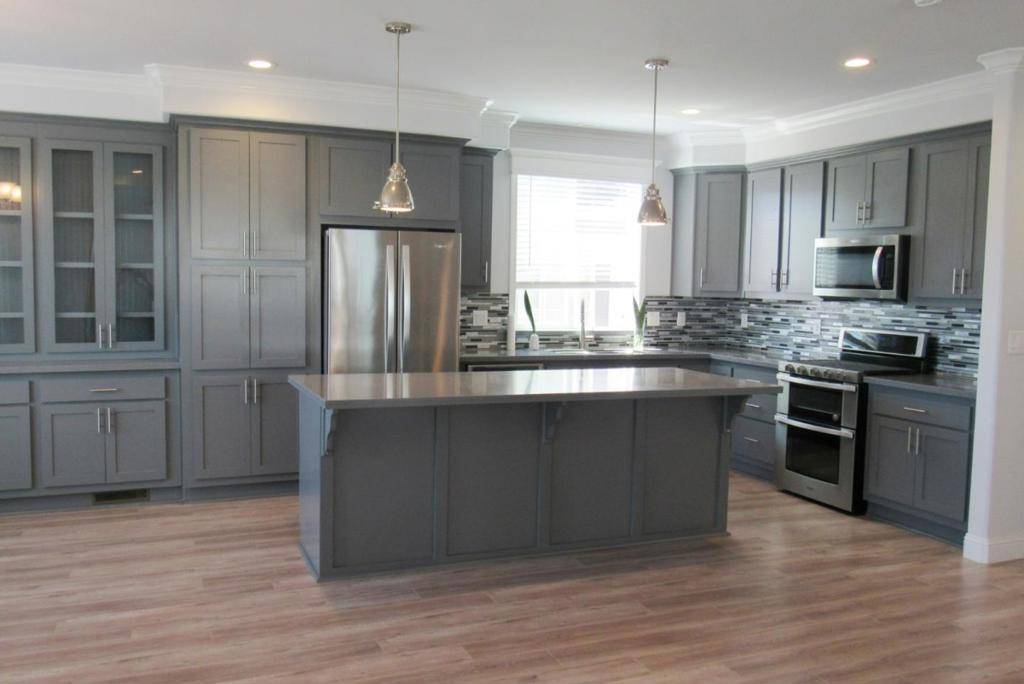 Mountain View, CA 94041,325 Sylvan AVE