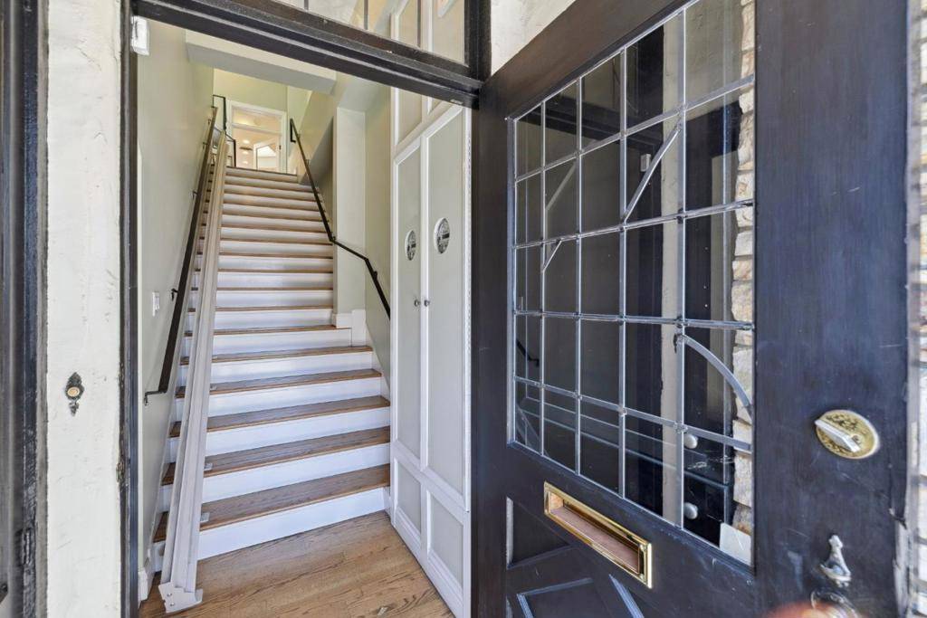 Burlingame, CA 94010,315 Primrose RD