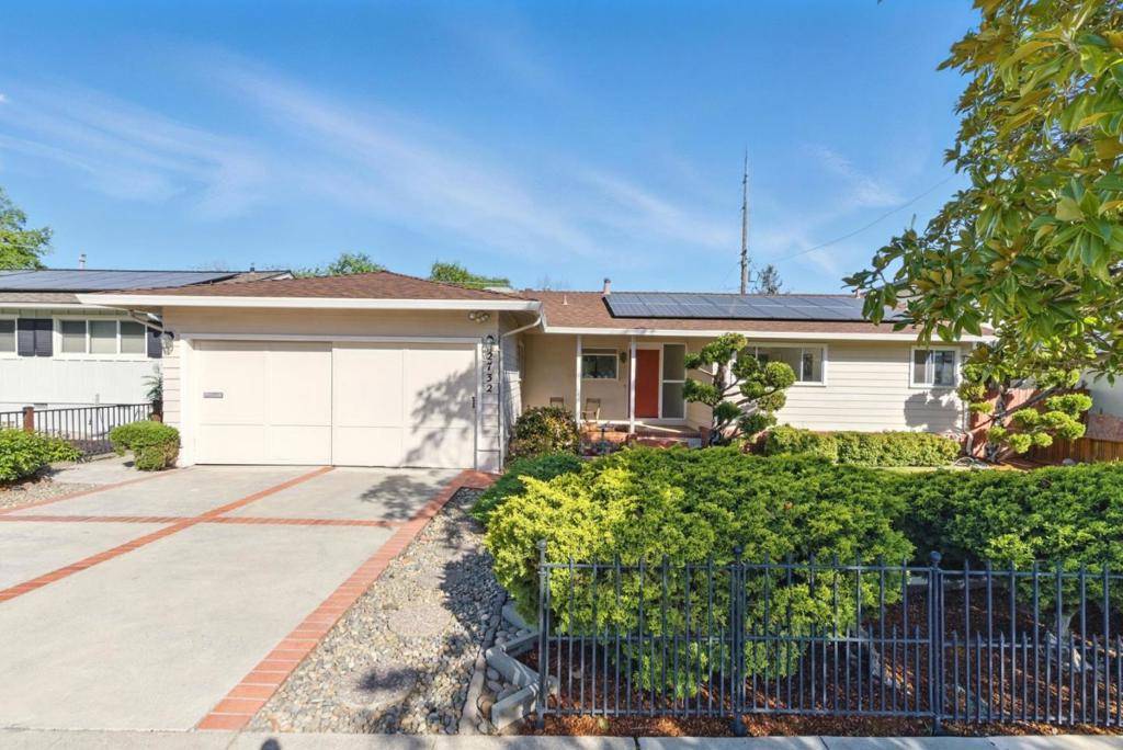 Redwood City, CA 94061,2732 Medford AVE