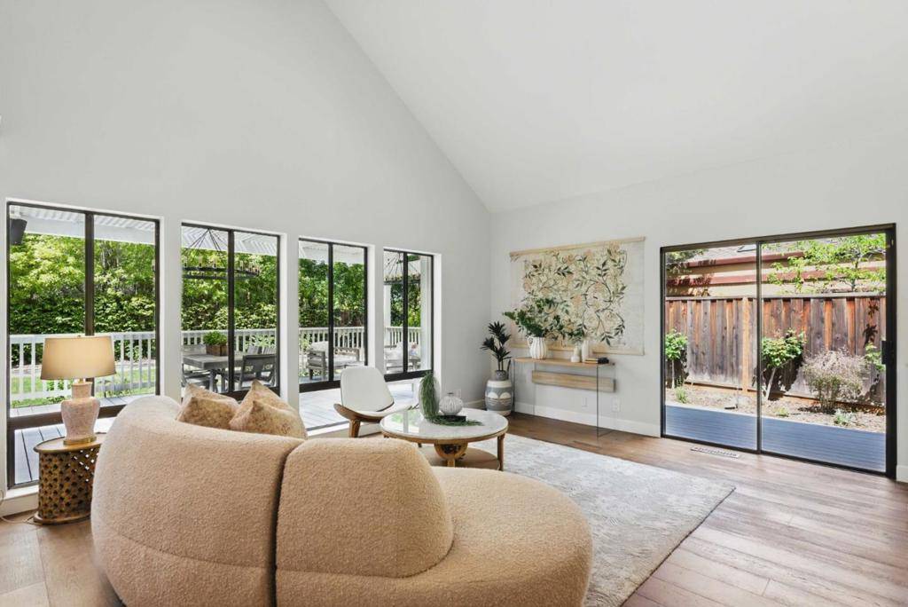 Mountain View, CA 94041,418 Foxborough DR
