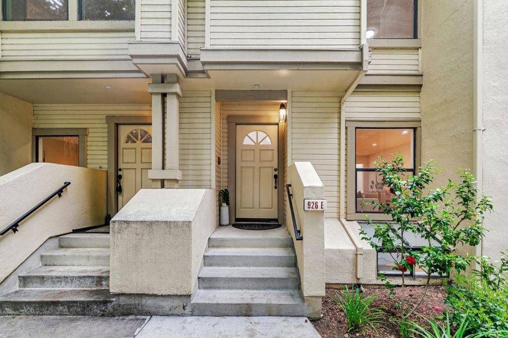 Sunnyvale, CA 94086,926 La Mesa TER #E