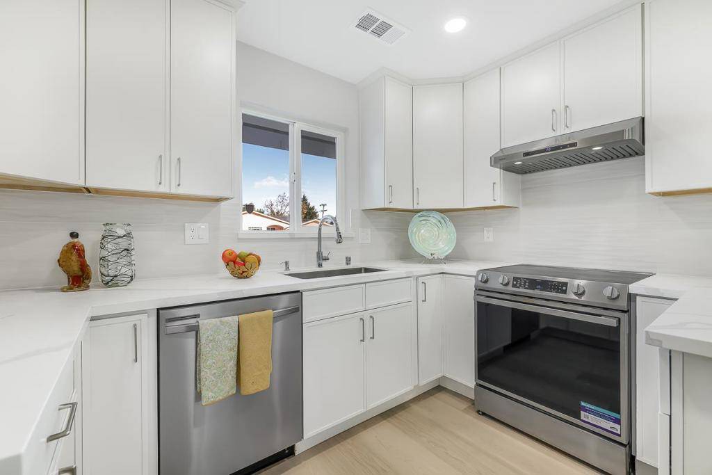 Fremont, CA 94538,5437 Borgia RD