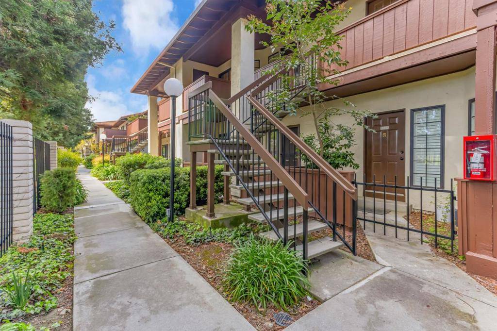 Sunnyvale, CA 94085,436 Costa Mesa TER #G