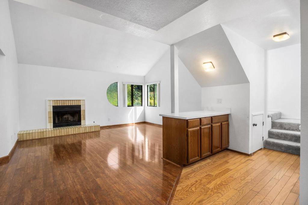 Aptos, CA 95003,8 Seacliff DR