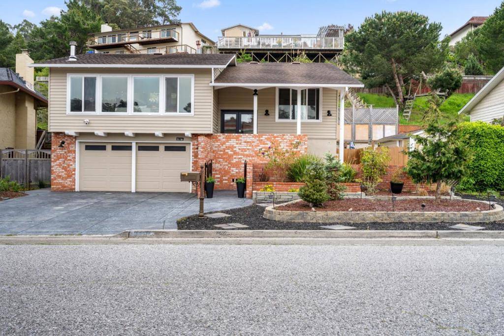 Pacifica, CA 94044,970 Park Pacifica AVE