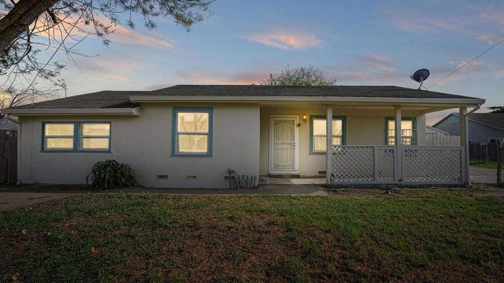 Sacramento, CA 95824,3712 42nd AVE