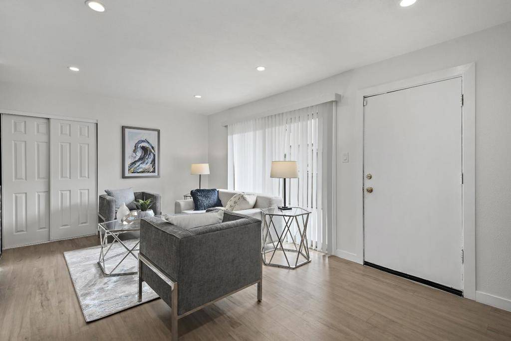 San Jose, CA 95129,410 Auburn WAY #19