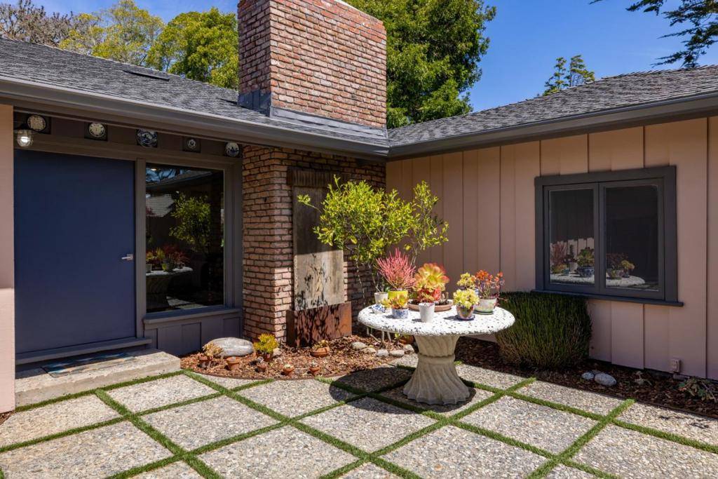 Carmel, CA 93923,3483 Ocean AVE