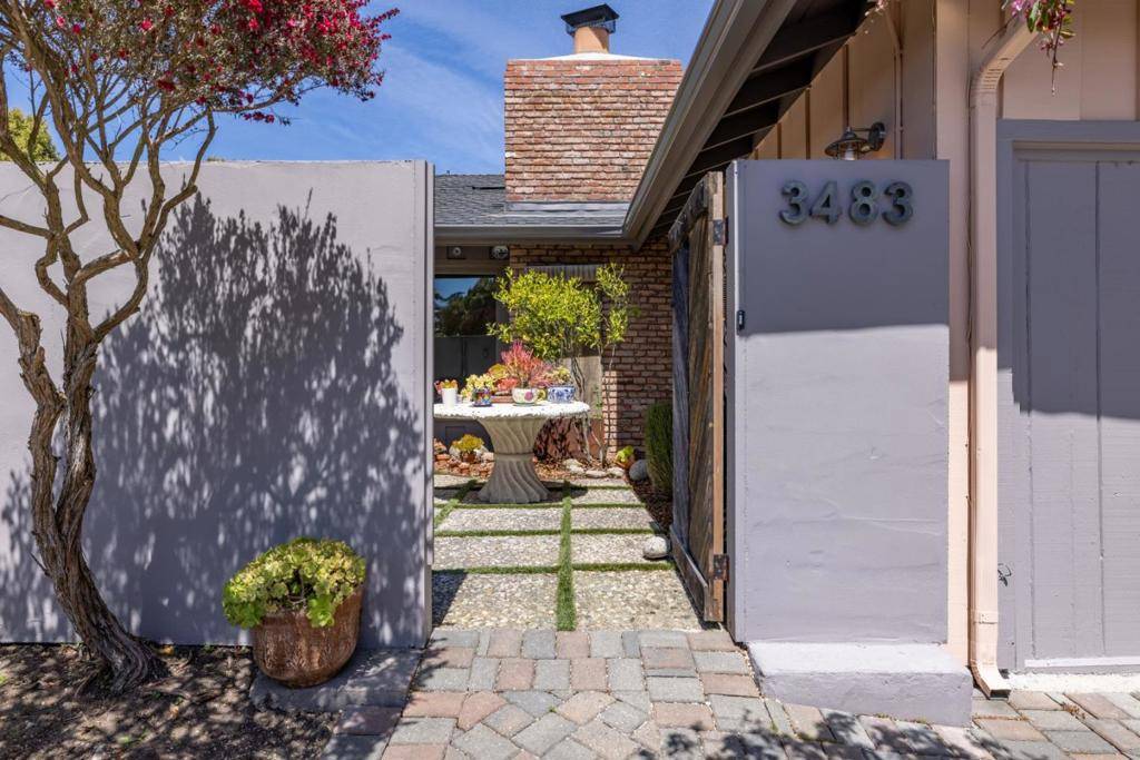 Carmel, CA 93923,3483 Ocean AVE