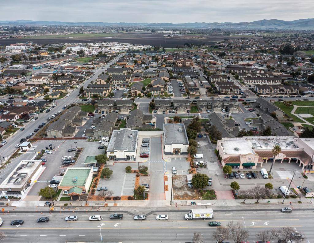 Salinas, CA 93905,515 E Alisal ST