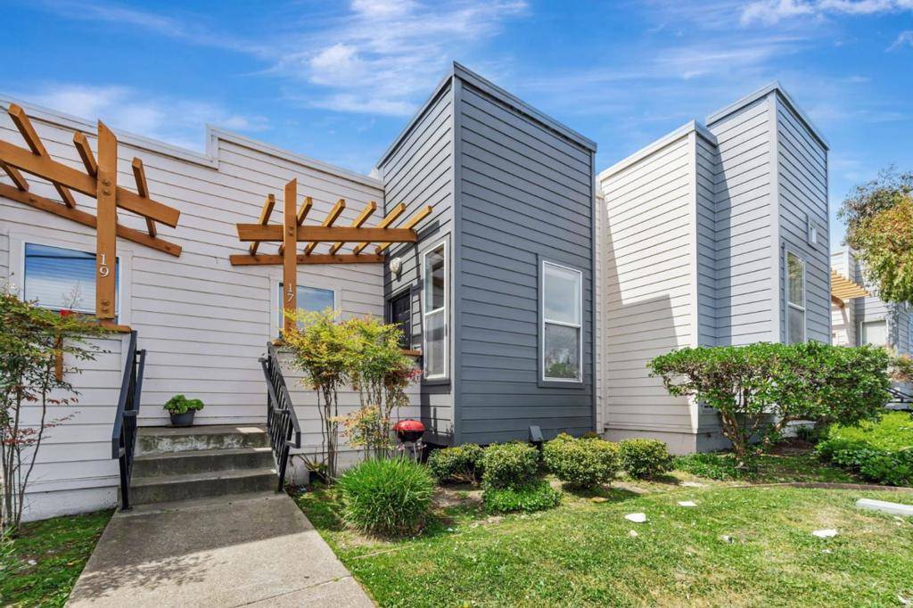 San Francisco, CA 94124,17 Kiska RD