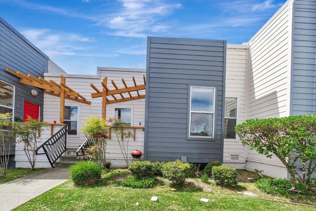 San Francisco, CA 94124,17 Kiska RD