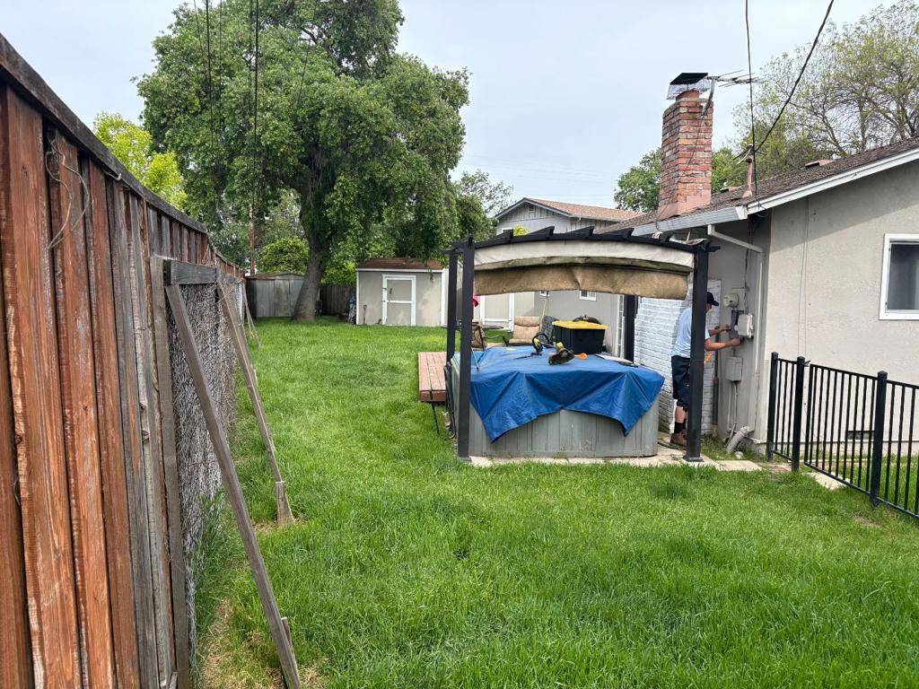 Gilroy, CA 95020,381 Sherwood DR