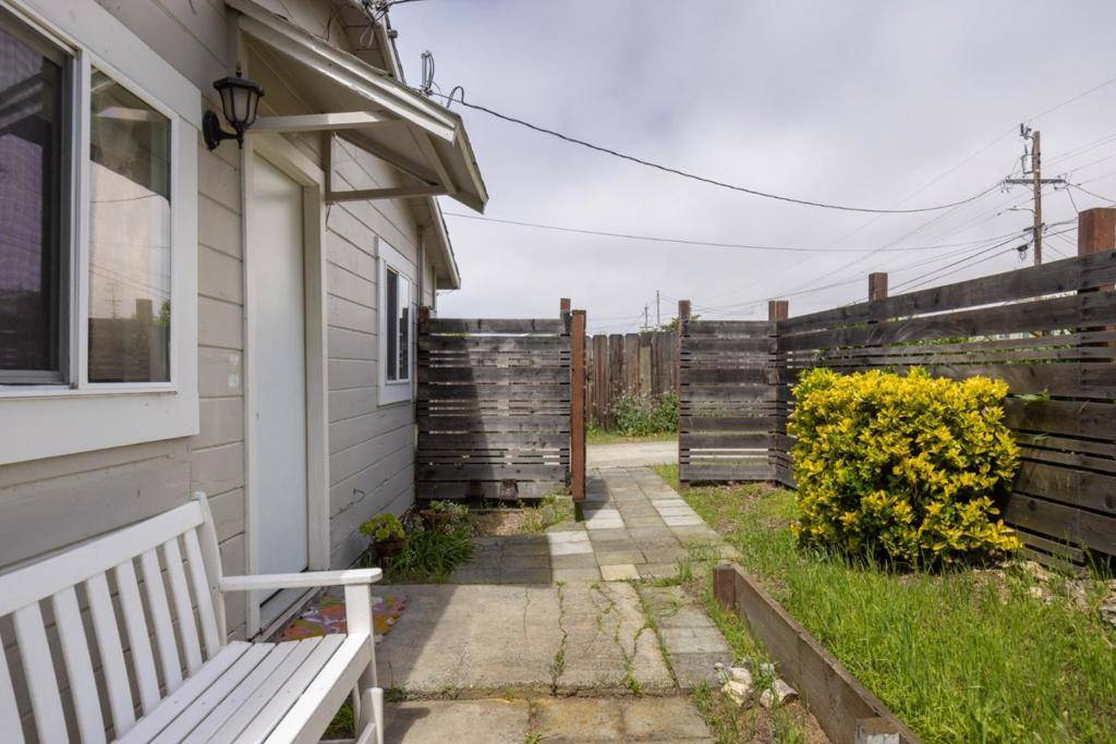 Seaside, CA 93955,1703 Hilton ST
