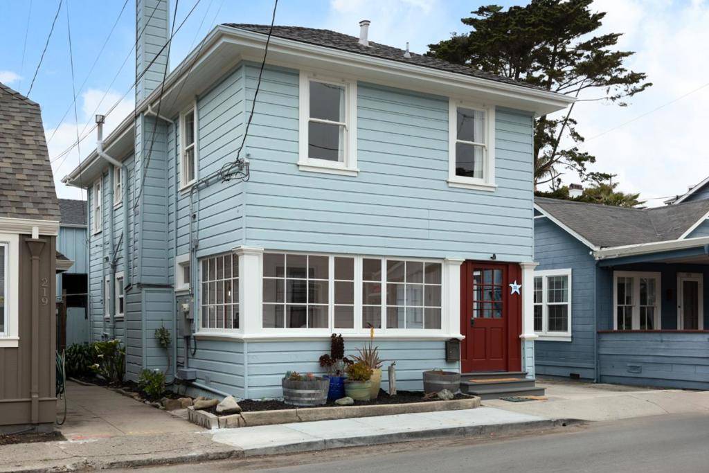 Capitola, CA 95010,221 San Jose AVE