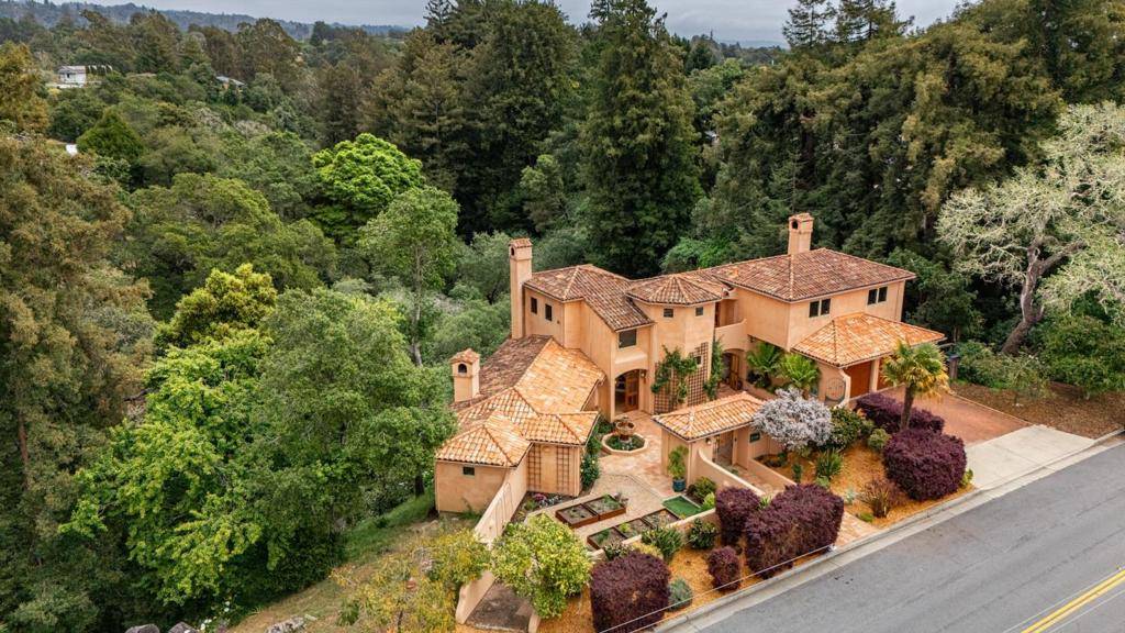 Santa Cruz, CA 95065,6034 Thurber LN