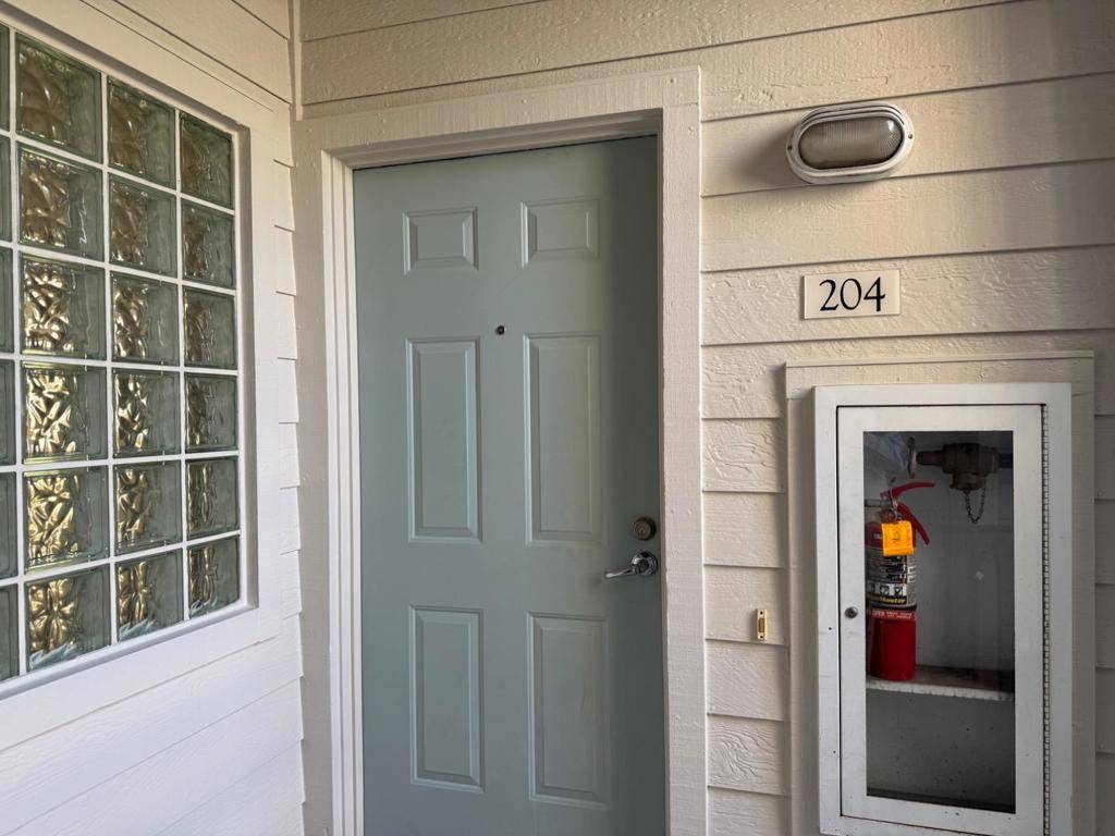Sunnyvale, CA 94085,601 Arcadia TER #204