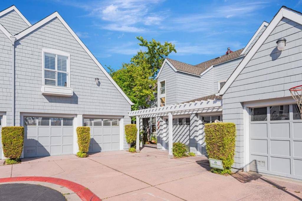 Redwood City, CA 94065,706 Mendocino WAY