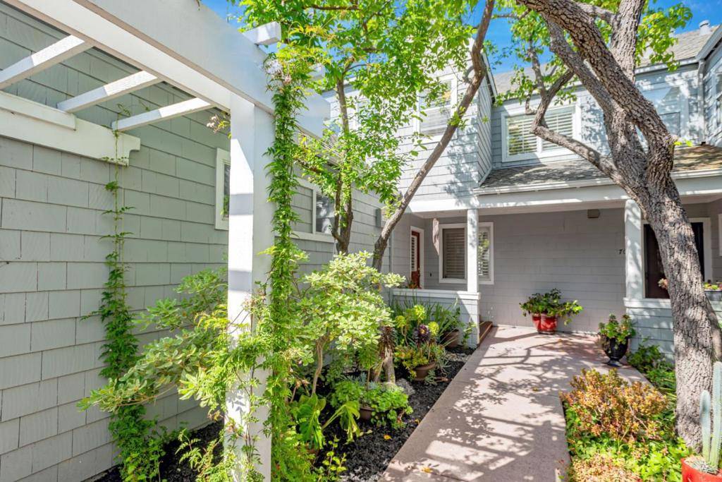 Redwood City, CA 94065,706 Mendocino WAY