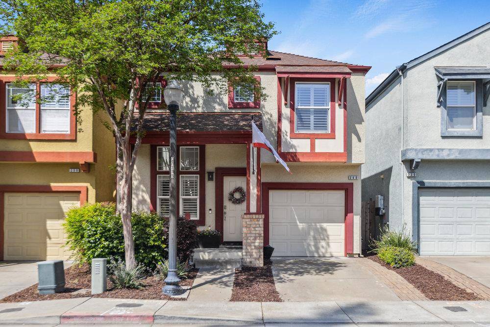 West Sacramento, CA 95605,240 3rd ST