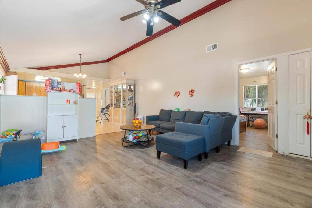 Richmond, CA 94801,436 Sanford AVE