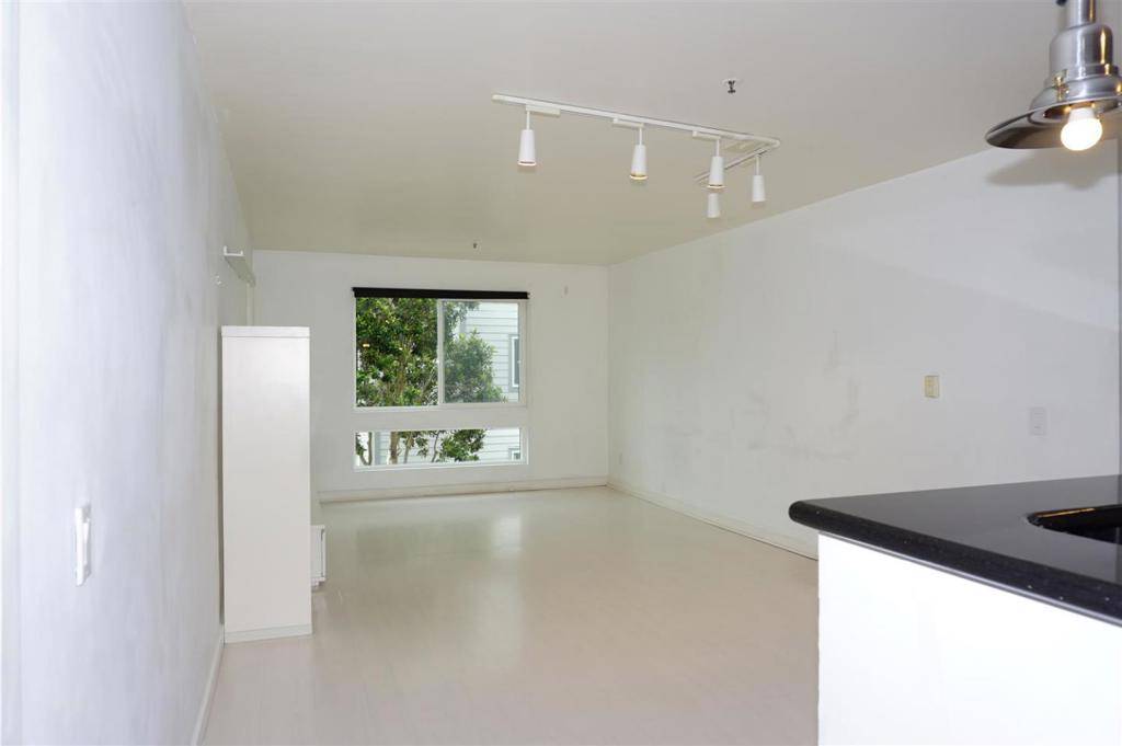 Emeryville, CA 94608,6400 Christie AVE #5220