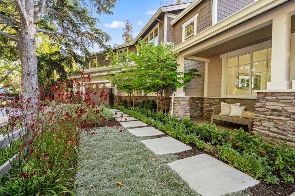 Mountain View, CA 94040,2002 Sunnyview LN