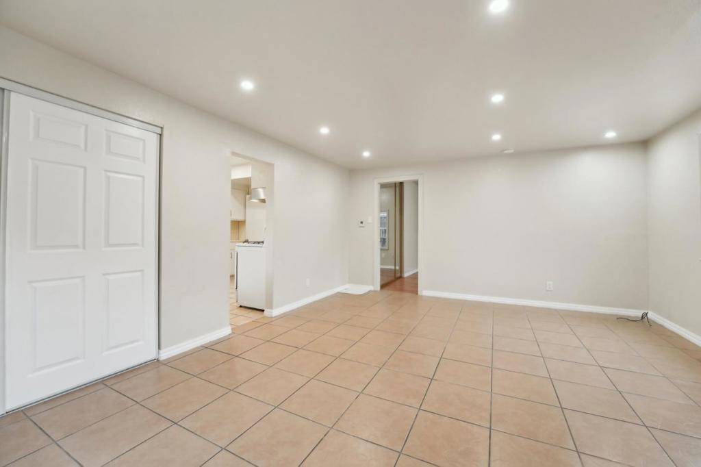 San Jose, CA 95112,295 N 16th ST