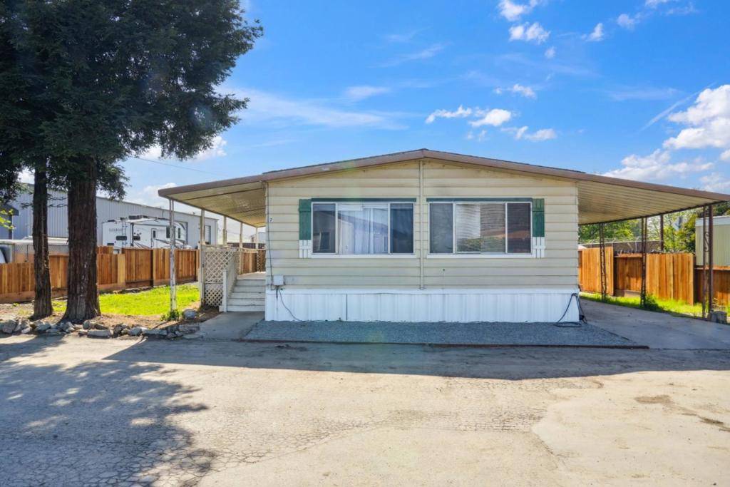 San Juan Bautista, CA 95045,1020 Mission Vineyard RD