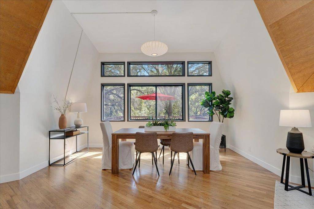 Santa Cruz, CA 95060,250 Homestead TRL