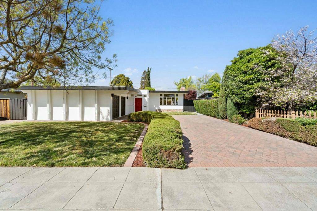 Mountain View, CA 94043,213 Thompson SQ