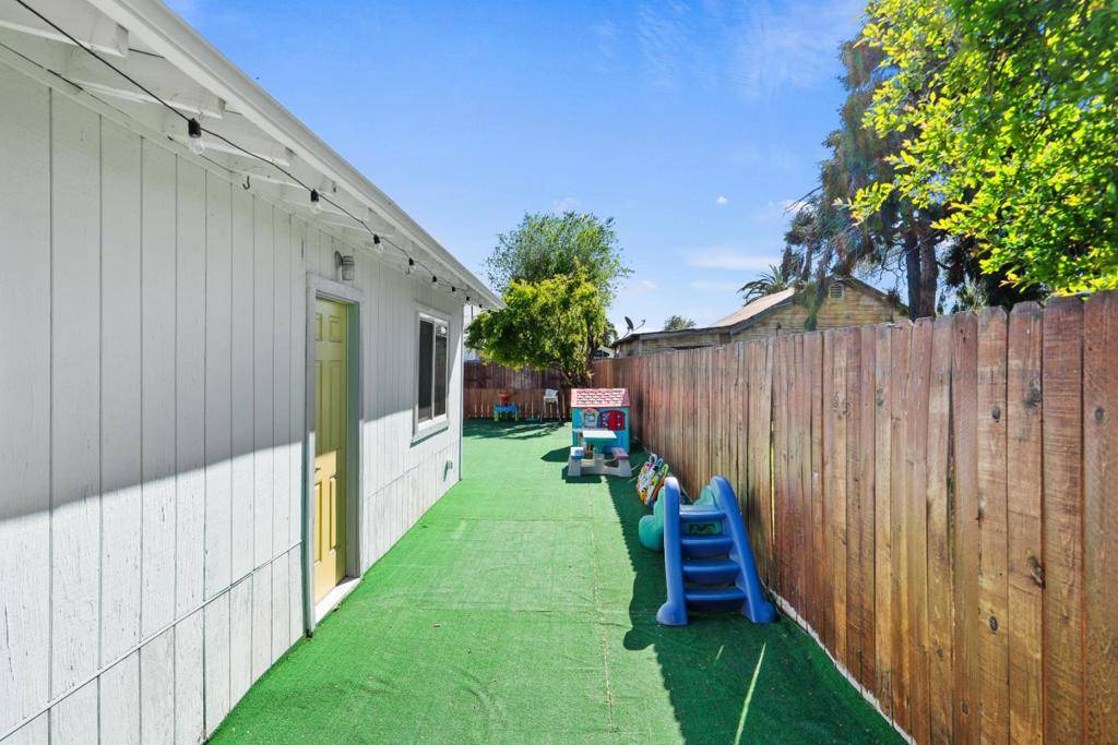 Antioch, CA 94509,2801 Sunset LN