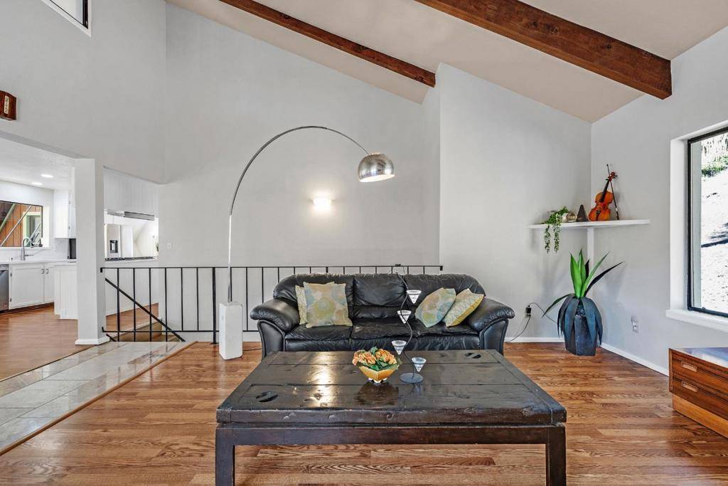 Pacifica, CA 94044,38 Cape Breton CT
