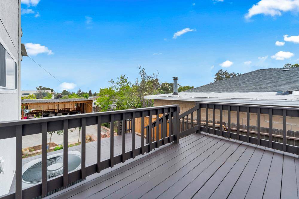 Hayward, CA 94541,24923 Mead WAY