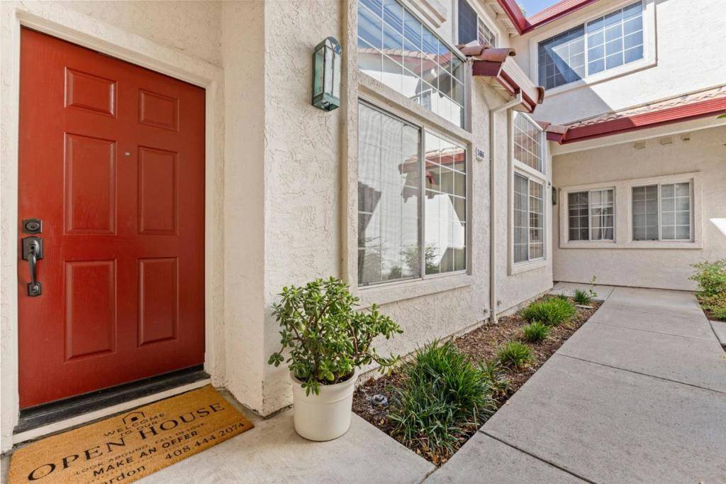 Pleasanton, CA 94588,5666 Belleza DR