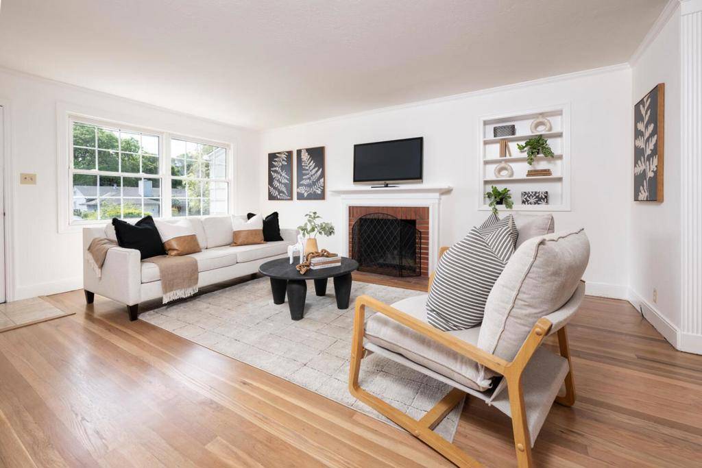 Belmont, CA 94002,1800 ROBIN WHIPPLE WAY