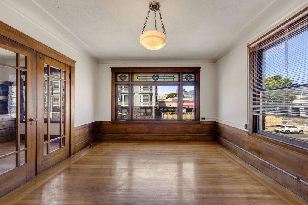 Oakland, CA 94607,918920 Oak ST