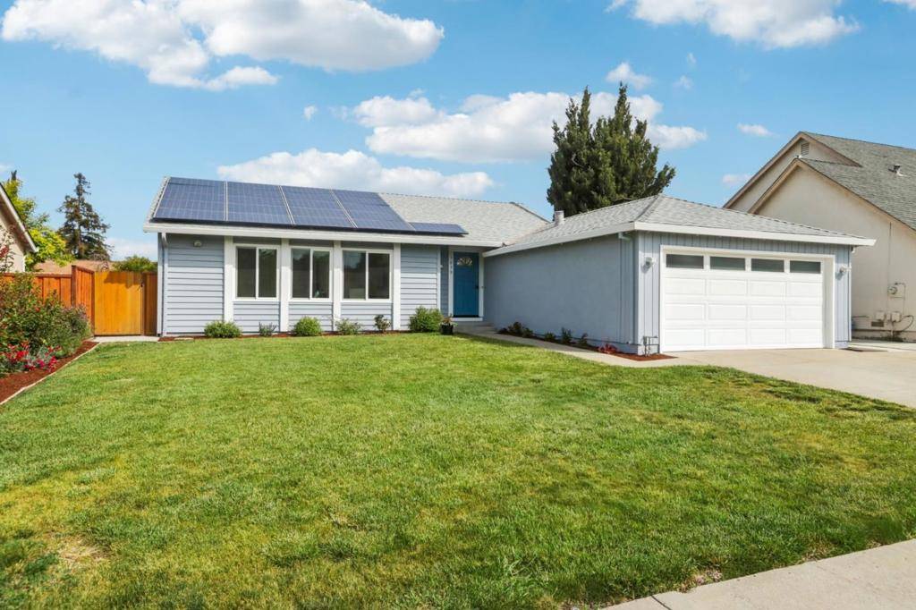 San Jose, CA 95132,3039 Vesuvius LN